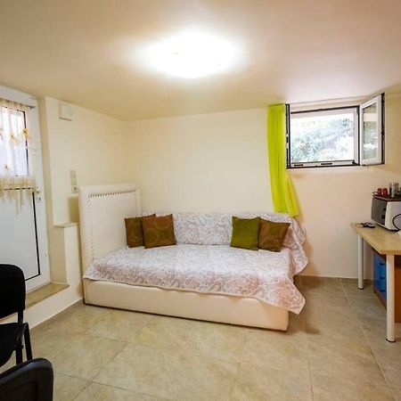 Odysseus Cozy Home Néa Mákri エクステリア 写真