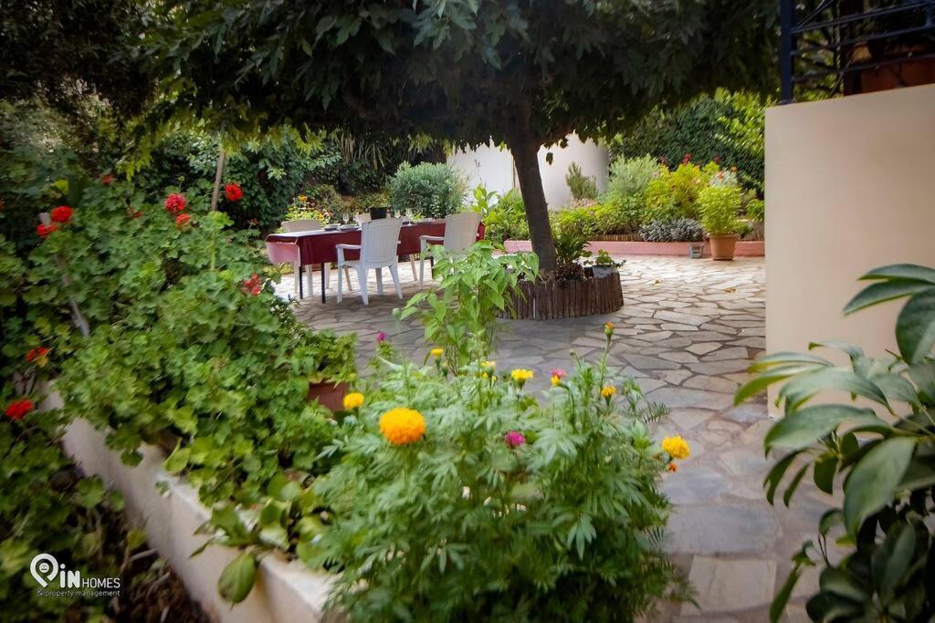 Odysseus Cozy Home Néa Mákri エクステリア 写真