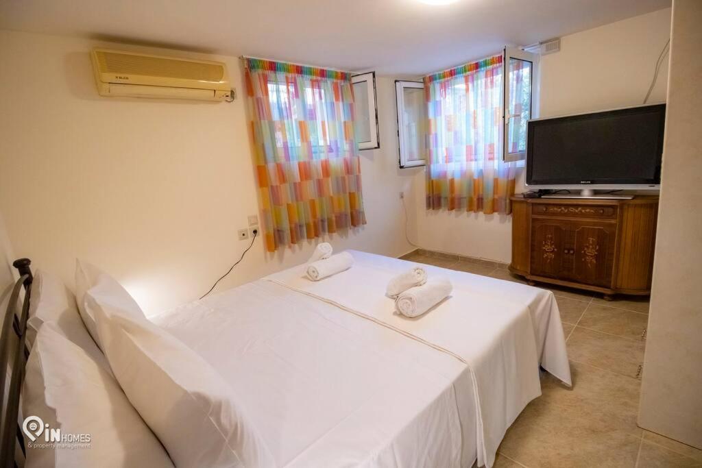 Odysseus Cozy Home Néa Mákri エクステリア 写真