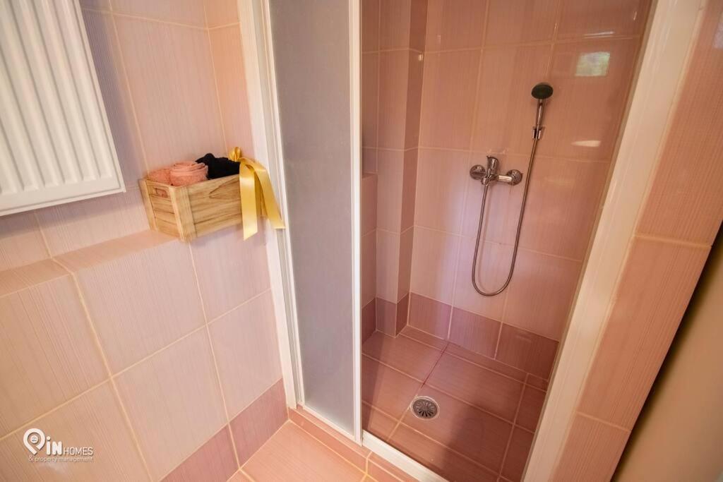 Odysseus Cozy Home Néa Mákri エクステリア 写真
