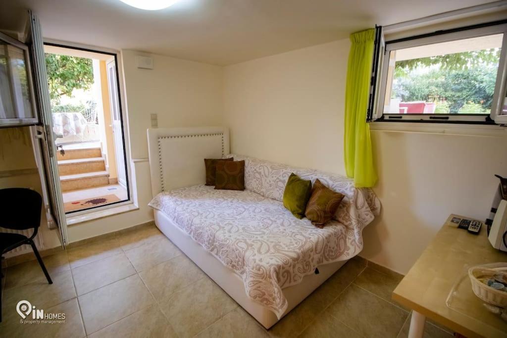Odysseus Cozy Home Néa Mákri エクステリア 写真